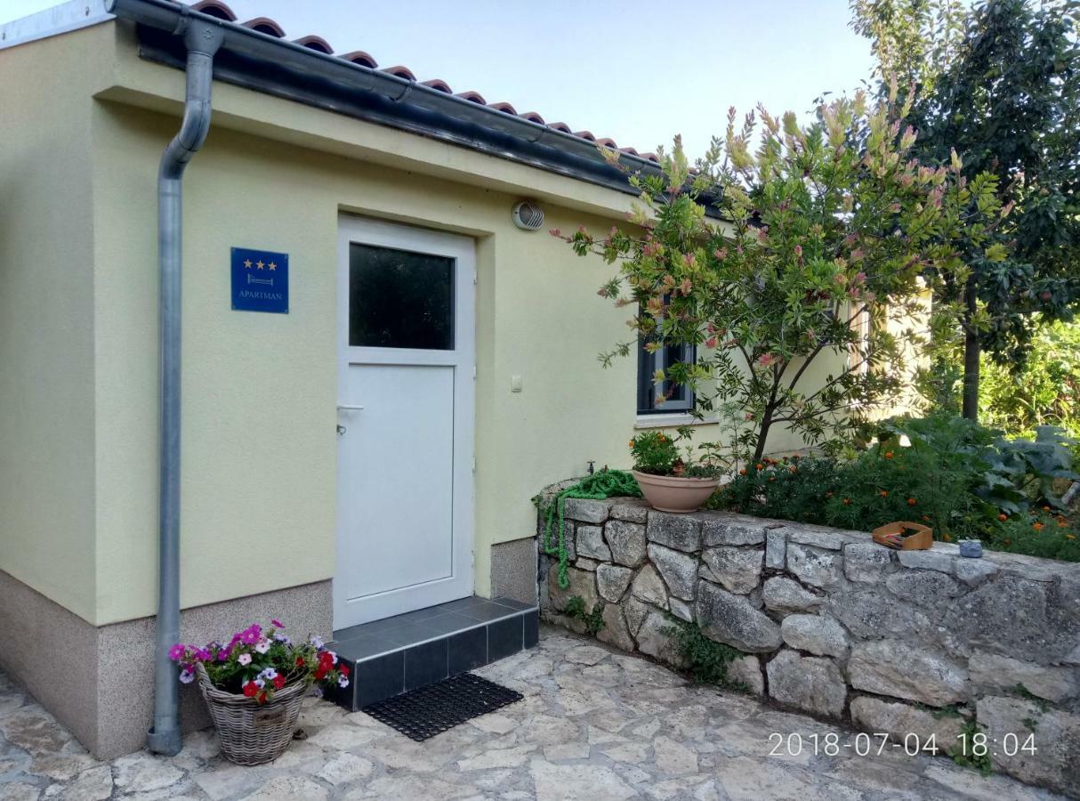 Apartman Vivian Пула Экстерьер фото